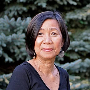 Lisa Espineli Chinn